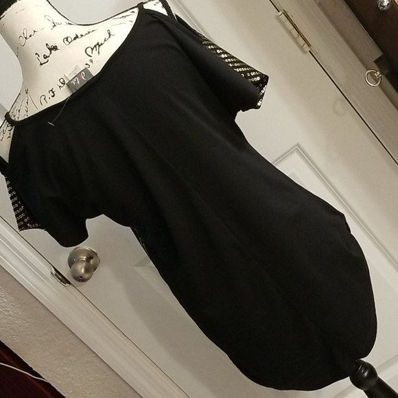 Dots Black and Gold Cold Shoulder Top - Picture 4 of 5